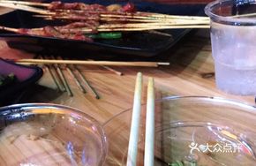 Braised Snail and Duck Feet in a Pot