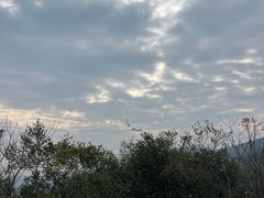 -梅岭月亮湾山体公园