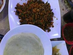 -维吾尔餐厅(宜山路店)