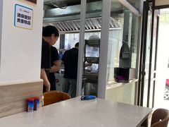 -飞厦老二手槌牛肉丸店