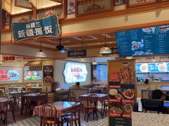 -大食代美食广场(上海中心店)