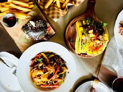 -三勾JJJ Burger&Coffee(梅溪湖店)