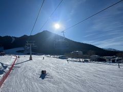 -丝绸之路山地度假区滑雪场
