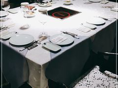 -宽坐河鲜馆(凤城九路店)