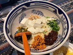 -蜗牛小馆醉乡民谣云南菜(惠新西里店)