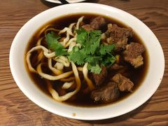 牛肉面-清真吴记门钉肉饼·喜多利