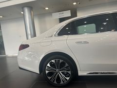 -天津波士信达奔驰4S店(卫津南路店)