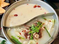 -捞王锅物料理(上海世茂广场店)