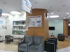 -雅悦齿科(顾村公园店)