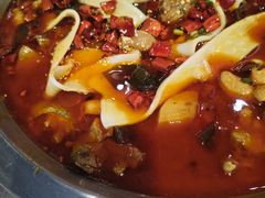 -晓彭肥肠鸡·泡椒鸡火锅(水木天地店)