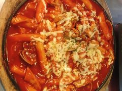 海鲜芝士炒年糕-MI WU FACTORY米屋美食工厂餐厅(绿地店)