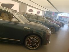 -华为智能生活馆(上海金桥国际商业广场)