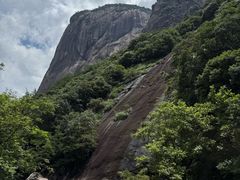 -鄣山大峡谷