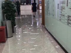 -茂菊口腔连锁(浦东南路店)