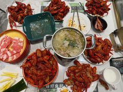 -金马门国际美食百汇(珞喻路店)