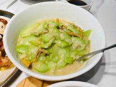 鲜丝瓜焖河蚌-费大厨辣椒炒肉(高铁吾悦广场店)