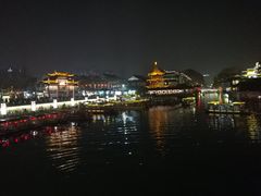 -志龙皇冠吃货椰子铺