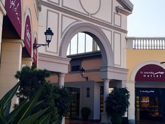 -佛罗伦萨小镇广佛名品奥特莱斯(疏港路店)