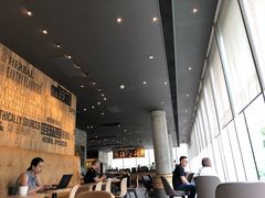 -星巴克臻选(湖滨道店)