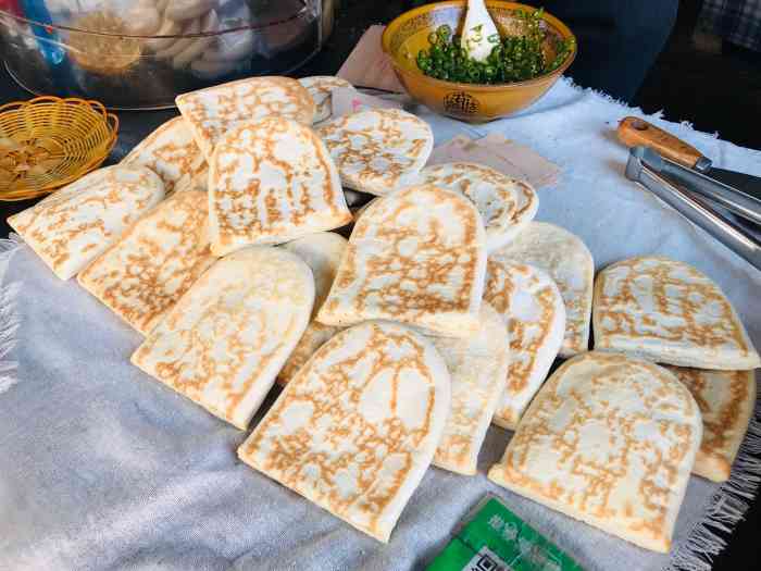 锅盔牙子-"比肉夹馍好吃多了,首推这家哈,老板热情,."-大众点评移动版