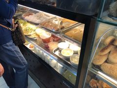 面包甜点陈列柜-白魁老号饭庄(交道口店)