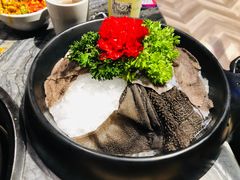 -热火朝天鲜切牛肉火锅(南强街巷店)