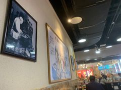 大堂-门框胡同百年卤煮(鸟巢店)