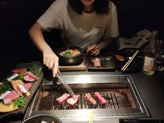 松阪牛肉拼盘-松阪牛焼肉M(法善寺横丁店)