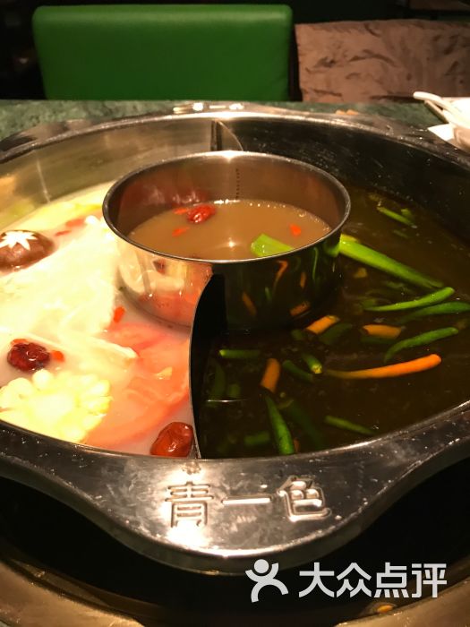 青一色火锅(新区永旺店)的点评