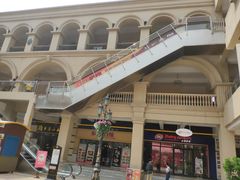 -王府井奥莱临潼小镇(临潼店)