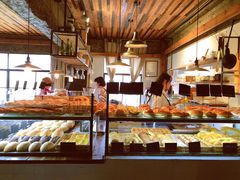 面包甜点陈列柜-仙峰天然面包(迎宾路店)