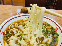 -顺溜·手工刀削面·黑金店(铜锣湾店)
