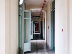 -胡志明市美术馆