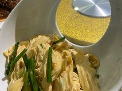 葱油山水腐竹-八道本地特色菜馆(大鹏古城店)