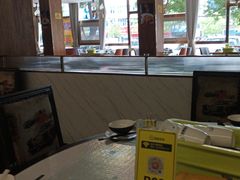 -亲回家吃饭餐厅(黄陂店)