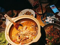 -吃饭皇帝大土家民族菜(正大广场店)