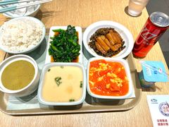 -老乡鸡(上海品尊国际中心店)