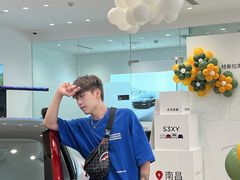 -万达广场(南昌红谷滩店)