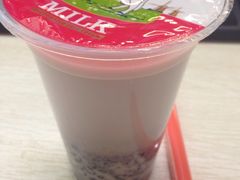-陈记甜品窝(中山北路店)