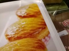 -新大咀港式茶餐厅(宝山万达店)
