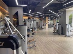 -威克健身游泳(万菱汇店)