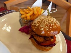 -WOLFGANG PUCK KITCHEN & BAR(迪士尼小镇店)