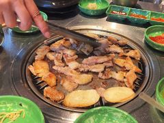 -欧巴炭烤肉오빠숯불구이(南京东路店)