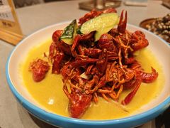 黄焖小龙虾-龙虾奇迹泥炉烤肉(大华三路店)