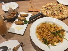 -必胜客(华都店)