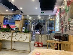 -江城燕子大排档(江汉路步行街店)