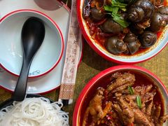 -老闵田螺馆·南昌特色小炒(梦时代店)