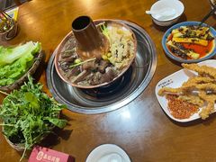 -岳记兴隆·青城腊排铜火锅(融创店)