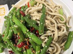 -杨记清芳牛肉拉面(宝龙广场店)