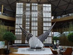 -上海滴水湖皇冠假日酒店